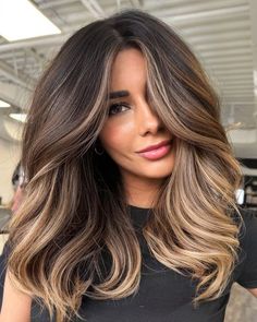 Hairstyles Color Ideas 2023, Brown Hair Bayalage Ideas, Brown Hair With Highlights Root Melt, Over 40 Hairstyles 2023, Smoky Brown Balayage, Brunette Balayage With Layers, Hair Colour For Layered Hair, New Highlights Hair Colour 2023, Low Light For Dark Brown Hair