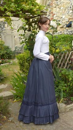 1870s Dress, Victorian Era Dresses, Walking Skirt, Walking Dress, Victorian Era Fashion, 1880s Fashion, 1890s Fashion, Womens Costumes