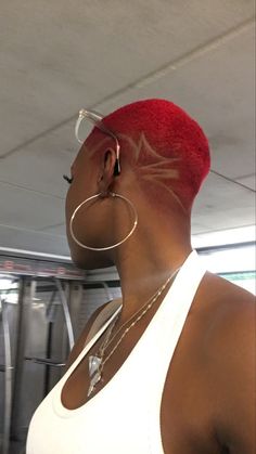 Temp Fade Black Women, Black Women Haircuts Short Fade, Black Women Low Cut Hairstyles, Women With Fade Haircut, Woman Fade Haircut, Haircut Designs For Women Black, Short Fade Haircut For Women, Short Haircut Designs, Low Burst Fade