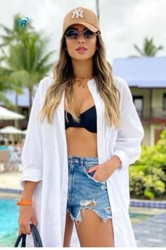 #moda #fashion #praia #look #vintage #gym Women Baseball Cap Outfit, Cruise Ship Outfits, Outfits Playa, Cancun Outfits, Beach Party Outfits, Cool Summer Outfits, Beach Wear Outfits, Casual Day Dresses, Mia 3