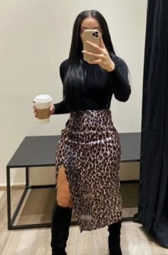 Skirt And Cardigan Outfit Winter, Pencil Skirt Christmas Outfit, New Years Church Outfit, Christmas Company Party Outfit, Long Skirt Business Casual, Birthday Date Outfit, Leopard Skirt Outfit Fall, Faldas Animal Print, Tweed Skirt Outfit