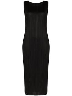 Luxury Black Fitted Pleated Dress, Knee-length Pleated Black Midi Dress, Black A-line Sleeveless Pleated Dress, Issey Miyake Dress Pleats, Home Plisse Issey Miyake, Plisse Fabric, Pleats Please, Midi Dress Black, Pleats Please Issey Miyake