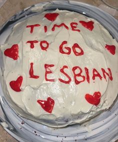 No Contact Cake, Break Up Cake Funny, Silly Cake Ideas, Break Up Cake, Breakup Cake, Lesbian Cake, Funny Cakes, Ugly Cakes, Cake Quotes