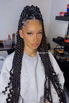 New Braid Styles 2022, Beyonce Braids Hairstyles, Lemonade Braids Hairstyles Kids, Medium Lemonade Braids Hairstyles, Thick Braid Hairstyles, Braid Styles Black Women, Raindrop Braids, Jumbo Lemonade Braids, Braid Styles For Black Women