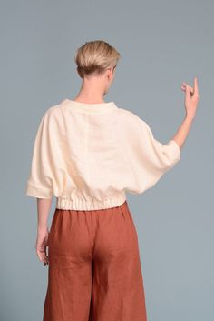 Linen Blouse Outfit, Kimono Blouse Pattern, Blouse Pattern Free, Outfits For Petite, Flax Clothing, Linen Harem Pants, Linen Kimono, Outfit 2023, Kimono Blouse