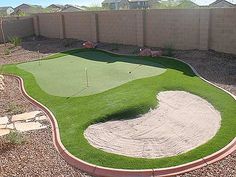 Golf Green Backyard Diy, Backyard Putt Green, Backyard Putt Putt, Backyard Golf Ideas, Backyard Golf, Turf Backyard, Backyard Landscape Design, Diy Golf, Arizona Backyard