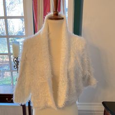 Anthropology New White Fuzzy Sweater Jacket - Size Xs/S Perfect New With Tags Condition White Fitted Cozy Outerwear, Cozy Fitted White Outerwear, White Fuzzy Sweater, Crop Crewneck, Faux Fur Sweater, Floral Pullover, Oversized Turtleneck Sweater, Thermal Sweater, Fur Sweater