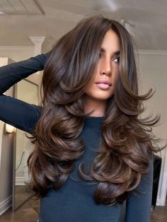 Hear Stile, Rambut Brunette, Butterfly Haircut, Hair Dyes, Beauty Hairstyles, Shoulder Length Hair Cuts, Men Hair, Long Brown Hair, Trending Haircuts