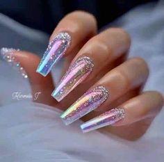 Purple Sparkly Nails, Holographic Nail Designs, Holographic Glitter Nails, Glitter Nails Acrylic, Holo Nails, Glam Nails, Glitter Acrylics, Sparkly Nails, Holographic Nails