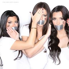 Noh8 Kardashian Girls, Kardashian Sisters, Jamie Lynn Spears, Jenner Family, Tv Sport, Kardashian Family, Melissa Mccarthy, Theo James, No Evil