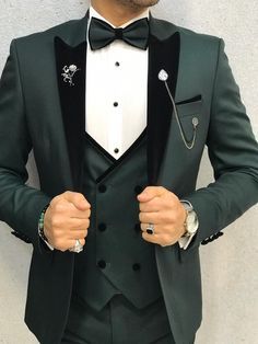 Product :green vest Tuxedo Color code : green Size : 46-48-50-52-54-56 Suit material: 98%satin fabric 2%lycra Machine Washable : No Fitting : Slim Fit Set: Jacket, Vest ,Pants , shirt ,tie ,chain ,flowerRemarks: Dry Cleaning Only Delivered Time : 2-4 day Shipping Company: DHL Elegant Green Vest For Formal Occasions, Elegant Green Formal Vest, Elegant Fitted Green Vest, Green Fitted Classic Vest, Classic Green Formal Vest, Green Sleeveless Formal Vest, Formal Fitted Green Vest, Fitted Green Formal Vest, Green Fitted Formal Vest