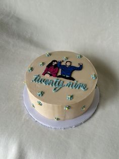 there is a cake with the words family time on it