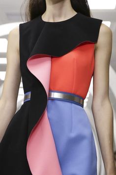 Roksanda Ready To Wear Spring Summer 2015 London Roksanda Ilincic Dress, Aesthetic Goddess, Summer 2015, Color Combination