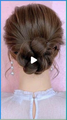 Wedding Bun Hairstyles Short Hair, Hair Buns Style, Hair Bun Styles For Long Hair, Modern Bun Hairstyle, Smooth Bun Updo, Best Bun Hairstyles, How To Do Hair Bun, Hairstyles With Rose, Elegant Hair Bun