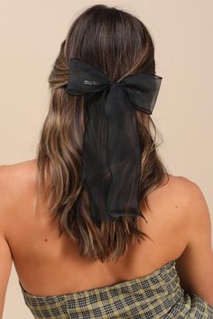 Finish your outfit with the crush-worthy vibes of the Lulus Coquette Expression Black Organza Bow Hair Barrette! Lightweight woven organza, with a flirty sheer effect, shapes this adorable hair bow that has long tails and a lightly structured silhouette. Shiny silver barrette closure. Fabric: Fabric has no stretch. Bow Measures 6. 5" Wide. Ribbon Measures 10. 5" Long. 90% Polyester, 10% Iron. Imported. Lulus | Coquette Expression Black Organza Bow Hair Barrette. Black Bow In Hair, Black Hair Bows, Organza Bow, Casual Formal Dresses, Lulu Fashion, Casual Wedding Dress, Ribbon Hair Bows, Organza Ribbon