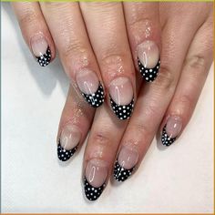 xiaohongshu chinese nails inspo aesthetic chinese nail art douyin nails red and white Polka Dot Tip Nails, Polka Dot French Tip Nails, Dot Gel Nails, White Polka Dot Nails, Nails With Polka Dots, Nails With Dots, Dot Manicure, Dot Nail Art Designs, Polka Dot Nail Designs