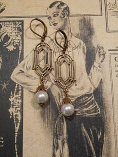 Art Deco Wedding Earrings - Art Deco Jewelry - Pearl Earrings for Bride - 1920s Wedding - Vintage St 20s Accessories Jewelry, Art Deco Clothing 1920s Style, Art Deco Great Gatsby, Art Deco Aesthetic Outfit, Great Gatsby Clothing, 1920s Pearls, 30s Jewelry, Art Deco Outfit, Art Deco Jewelry 1920s