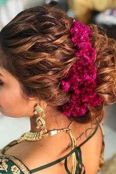 Introducing 85+ Bridal Bun Hairstyles for Wedding. #weddingbazaar#indianwedding #bridalhairstyle #bridalbunhairstyleindianflower #bridalbunhairstyleindian #bridalbunhairstyleindianflowerfrontlook #bridalbunhairstyleindianflowerfront #bridalbunhairstyleindianflowersimple #bridalbunhairstyleindianweddingupdo #floralbridalbun #floralbridalbunwithroses #floralbunindianbride #floralbunbridal #floralbunwhite #floralbunweddingupdo #floralbunindian #floralbunhairstyle #floralbun Messy Bun Hairstyles Indian Saree, Floral Bun Hairstyle, Brides Pictures, Rekha Saree, Floral Bun, Hair Style On Saree, Flower Bun, Hair Decor, Wedding Bun Hairstyles