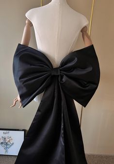 Friends, welcome to my store. This bow also comes with a belt option. If you need a belt please click on this link. https://www.etsy.com/uk/listing/1693781724/belt-bow-detachable-bow-wedding-bow             Bow 25" wide, 64" long             Our wedding bows can be customized according to your needs, you can provide the size and different color fabrics, we will make your favorite wedding bow according to the colors you provide.                            All our products are handcrafted using th Giant Bow Dress, Bow Dress Black, Black Bow Dress, Belt Bow, Giant Bow, Bow Wedding, Wedding Sash Belt, Bow Bow, Girly Dresses