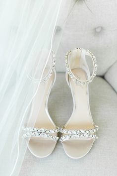 the bride's shoes were adorned with swaroza crystals