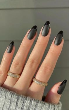 I'm bored so let's see y'all's amazing nails! French Nails Fall, French Oval Nails, Black French Nails, Oval Shaped Nails, Amazing Nails, Black French