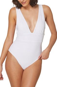 Channel sporty energy in this comfortable one-piece with chunky straps and gathering under the bust. Moderate back coverage   Lined   80% recycled nylon, 20% spandex   Hand wash, dry flat   Imported Andie Swim, Studio Images, One Piece Swimsuit White, Bond Girl, Plunging One Piece Swimsuit, Flat White, White Swimsuit, Soft Classic, Black One Piece