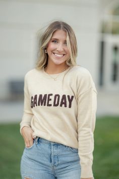 $39.00 Game Day Go-To Sweater | Oatmeal https://www.batessistersboutique.com/product/game-day-go-to-sweater-oatmeal/ Approx. Measurements in Inches  S  M  L  XL      Length  24  24.5  25  25.5      Bust  40  42  44  46 Bates Sisters Boutique Bates Sisters Boutique, 50th Clothing, Tried And True, Purse Jewelry, Plus Dresses, Fall Season, Sales Gifts, Game Day, The Fall