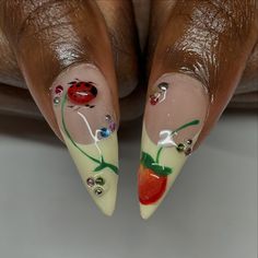 sum thumbz! idk why techs leave out the thumbs they’re lowkey my faves 👍🏾✨💅🏾 #nailart #londonnailtech London Nails, Natural Glam, Funky Nails, Long Acrylic Nails, Flower Nails, Cute Acrylic Nails, Material Girls, Nail Tech, Stylish Nails