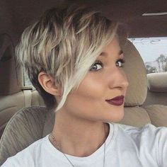 Pixie Haircut Styles, Longer Pixie Haircut, Pixie Cut With Bangs, Image Description, Long Hair With Bangs, Short Pixie Haircuts, Short Pixie Cut, Haircuts For Long Hair, Blonde Pixie