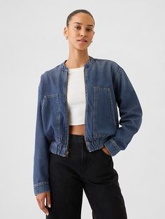 UltraSoft Denim Cropped Bomber Jacket Fall Winter Capsule Wardrobe, Fall Capsule Wardrobe, Levi’s 501, Jeans Bootcut, Cool Jackets, Crop Jacket, Outerwear Women, Levis Jeans, Zip Up