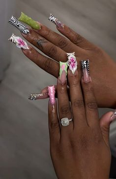 Poppin Nails, Spring Acrylic Nails, Edgy Nails, Dope Nail Designs, Long Square Acrylic Nails