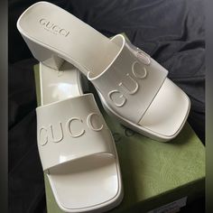 Cream Gucci Slides Gently Used, Minor Scuffs, Almost Like Brand New. Size 38 Eu (8 Us) White Slides Sandals, Gucci Slides, Gucci Sandals, Gucci Heels, Slippers Summer, White Sandals Heels, Shoes Gucci, Rubber Sandals, Heel Slippers