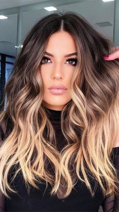 Balayage Hair Brunette With Bangs, Dark Chocolate Brown Hair With Blonde Highlights, Blonde At Front Of Hair, Dark Top Blonde Bottom Hair, Chocolate Brown Blonde Balayage, Dark To Blonde Ombre Hair, Fun Hair Color Ideas For Brunettes Ombre, Chocolate Brown And Blonde Hair, Chocolate Blonde Balayage