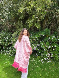 100% handmade, with organic cotton and viscose by women from the Ecuadorian Andes, each Kimono is unique.
The kimono is crafted with luxurious 100% silky cotton, making it the perfect choice to cover yourself during warm summer days. Its versatile design allows you to wear it as an elegant summer layer or as part of a bohemian look for a special evening.
Every detail of the kimono is a showcase of the artistry and skill of the talented Ecuadorian artisans who have dedicated their time and abilit Summer Layers, Bohemian Look, Conscious Fashion, Summer Days, Organic Cotton, Pattern, Beauty, Color