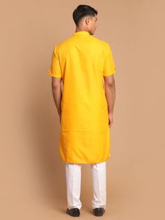 VM By VASTRAMAY Men's Mustard Solid Kurta with White Pant style Cotton Pyjama Set This elegant and stylish kurta-pyjama set is perfect for festive occasions and traditional events. The mustard kurta, paired with a white pant style cotton pyjama, offers a contemporary twist to classic ethnic wear, ensuring you look your best while feeling comfortable. Features Mustard solid kurta with a straight hemline and side slits White pant style cotton pyjama with drawstring closure Comfortable fit and brea Stylish Kurta, White Pant, White Pajamas, Kurta Pyjama, Cotton Pajama Sets, Pant Style, Cotton Pyjamas, Look Your Best, Pyjama Set