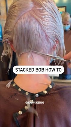 RAMBUT BOB™ on Instagram: “Repost @headrushdesigns • • • • • • . . #howto #shorthaireducation #professionalshears #howtovideo #haircuttingvideo” Short Stacked Bob Haircuts, Kort Bob, Stacked Haircuts, Stacked Hair, Stacked Bob, Stacked Bob Haircut, Denim Ideas