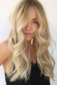 Wavy Layers picture1 Wavy Hairstyles Blonde, Wavy Hair Medium, Medium Length Layered Haircuts, Hairstyles Blonde, Blonde Wavy Hair, Natural Wavy Hair, Wavy Hairstyles, Blonde Hair Inspiration