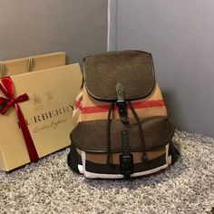 Burberry Bags - Bagsattire 346 Most of the Bags comes with dust bag, tags with A+ Excellent Quality; Contact us if you've any questions in your mind. Fan Fashion, Evening Clutch Bag, Chic Me, Brunei, Burberry Bag, Grade 1, Evening Bags, Luxury Bags, Contact Us