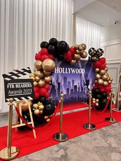 Red carpet party balloon decoration in red, black and gold colours Hollywood Red Carpet Party, Hollywood Glamour Party, Hollywood Theme Party Decorations, Oscars Theme Party, Red Carpet Theme, Hollywood Birthday, Hollywood Party Theme