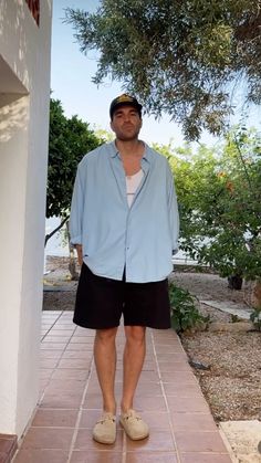 Men’s Birkenstocks Outfit Boston Summer, Queenstown Fashion, Berkinstock Outfit, Birkenstock Boston Outfit Men, Brazil Outfit, Boys Outfits Aesthetic, Soft Boy Outfits, Boston Outfits, Vacation Outfits Men