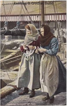 Knitting Now and Then: Herring Lassies Knitting Images, Knitting Pictures, Knitting Art, Knitting Humor, Fair Isles, Knit Art, Long Story