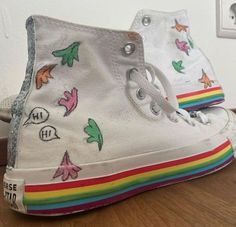 Doodles On Converse, Diy Swag, Custom Shoes Diy, Shoes Diy, Shoes Cute, Shoe Inspo, Swag Shoes, Diy Shoes