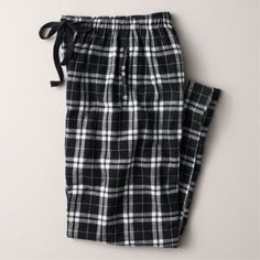 Men's Flannel Pajama Pants in Black and White Cute Pyjama, Shifting Outfits, Black Pajama Pants, Mens Flannel Pajamas, Flannel Pajama Bottoms, Couple Clothes, Black Pajamas, Black And White Flannel, Plaid Pajama Pants