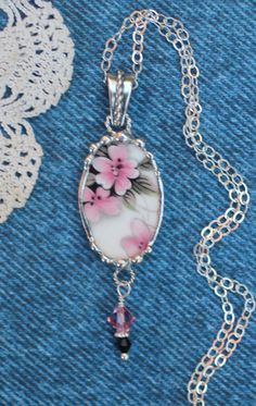 Necklace Broken China Jewelry Broken China by Robinsnestcreation1 How To Make Jewelry Out Of Broken China, Victorian Soldered Round Pendant Jewelry, Broken Plate Jewelry, Porcelain Jewelry Handmade Pendant Necklace, China Jewelry Broken Diy, Silver Smithing, Beads Art, Broken Pieces