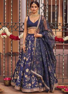 Navy Blue Embroidered Lehenga Chic Prom Dresses, Latest Bridal Lehenga, Neck Flower, Lehenga Designs Simple, Embroidered Lehenga, Traditional Indian Outfits, Silk Bottoms, Indian Lehenga, Princess Ball Gowns