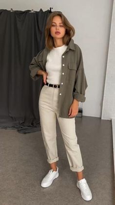 Casual College Outfits, Business Casual Outfits For Work, Casual Day Outfits, Mode Casual, Stylish Work Outfits, Business Outfit, Casual Work Outfits, Work Outfits Women