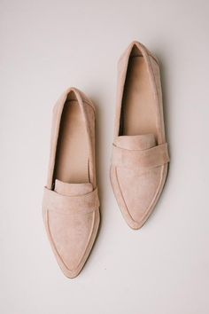 How To Have Style, Creative Clothes, Chic Shoes, Shoe Closet, Work Shoes, Style Board, Ballerinas, Loafers For Women, Cute Shoes