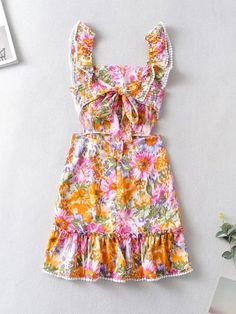 Advbridge Ruffles Sleeveless Boho Summer Floral Dress Women Backless Sexy Mini Beach Vintage Dress Dropshipping Chic Short Dress Size S/cm M/cm L/cm Bust Recommend 86-90 90-94 94-98 Waist Tile 70 74 80 Hip Tile 90 94 100 Length Tile 83 84 85 NOTE: 1. Please strictly follow the size chart to select the size. Do not select directly according to your habits. 2. The size may have 2-3cm differs due to manual measurement. Please note when you measure. Elegant Mini Dress, Tie Design, Floral Print Fabric, Womens Floral Dress, Backless Mini Dress, Sleeves Clothing, Weave Style, Floral Dress Summer, Boho Stil