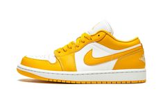 DESCRIPTION Style: Air Jordan 1 Low Pollen 2021Colorway: White/PollenRelease Date: 2021Sku:553558 171 Jordan Retro 1, White Wings, Wings Logo, Nike Dunk High, Air Jordan 3, Nike Air Max Plus, Air Jordan 1 Low, Jordan 5, Jordan 1 Low