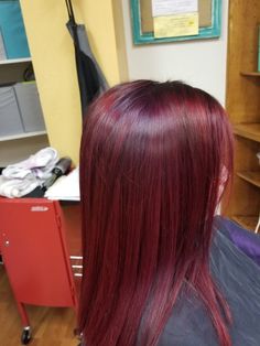 Pelo Colorado, Dark Red Balayage Straight Hair, Cherry Red Hair Styles, Cherry Red Hair Straight, Cherry Red Hair With Long Layers, Hair Dye Cherry Red, Strawberry Red Hair, Hair Style Korea